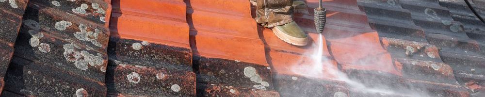 Dakonderhoud Weert schoonspuiten van dakpannen
